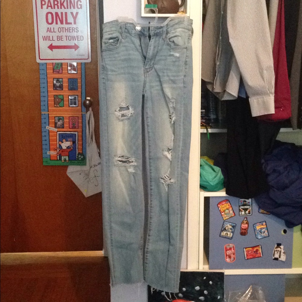 American eagle high waisted distressed jeans